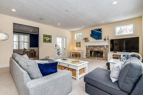 237 N Grayfield Ct SE, Ada, MI 49301 photo 11