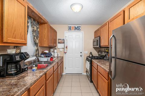 198 S Elder Ave, Grant, MI 49327 photo 7