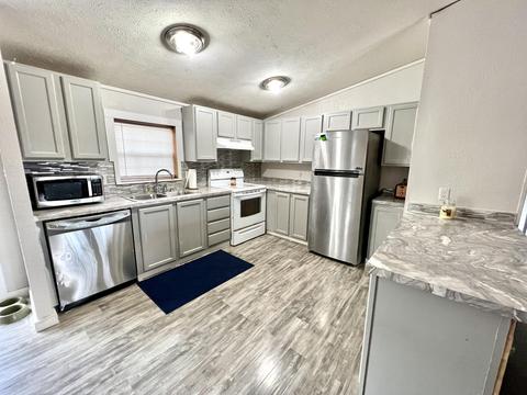 126 Robin Dr, Coldwater, MI 49036 photo 4