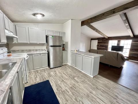 126 Robin Dr, Coldwater, MI 49036 photo 5