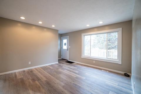 507 E Argyle St, Jackson, MI 49202 photo 5