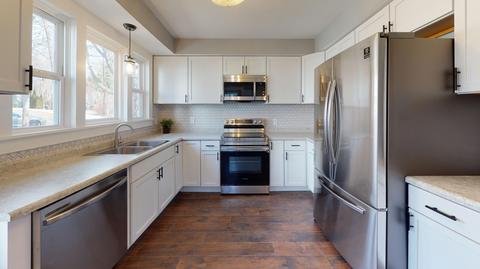 735 E Michigan Ave, Marshall, MI 49068 photo 7