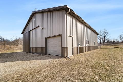 657 M-89, Plainwell, MI 49080 photo 2