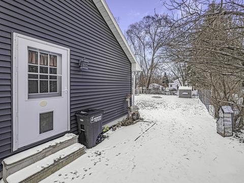 813 23rd St, Jackson, MI 49203 photo 4