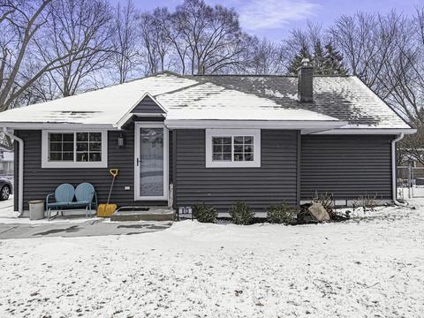 813 23rd St, Jackson, MI 49203 photo 1