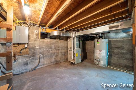 616 Morton Ave, Belding, MI 48809 photo 34