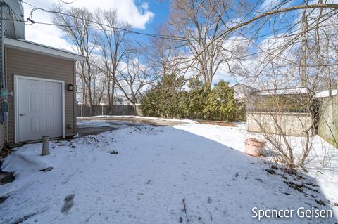 616 Morton Ave, Belding, MI 48809 photo 37