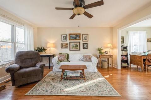 116 Featherbone Ave, Three Oaks, MI 49128 photo 4