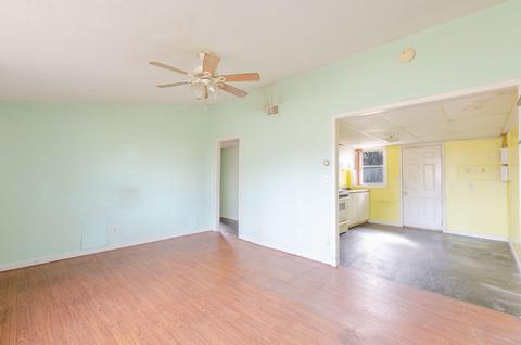 239 E Mansion St, Jackson, MI 49203 photo 4