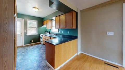 425 N Gordon St, Marshall, MI 49068 photo 10