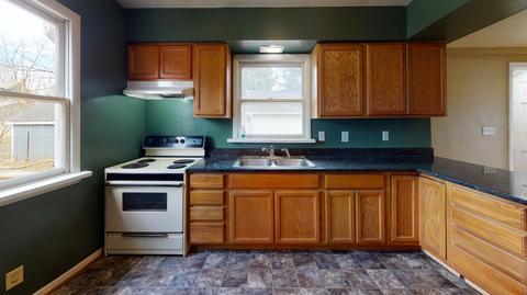425 N Gordon St, Marshall, MI 49068 photo 6