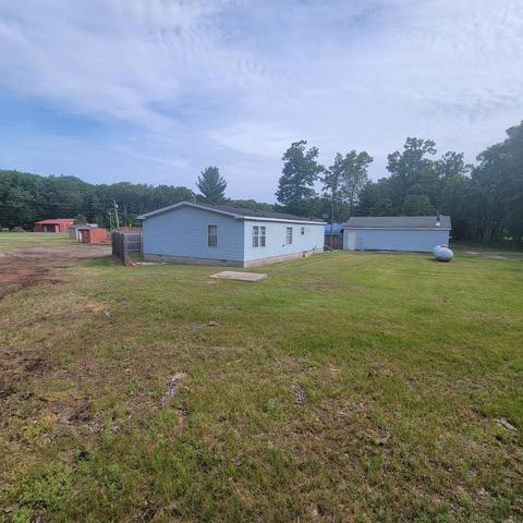 894 M37, Baldwin, MI 49304 photo 10