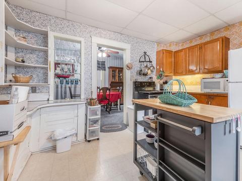 835 Center St, Jackson, MI 49202 photo 10