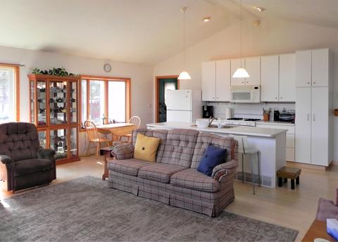 566 Abbott St, Colon, MI 49040 photo 7