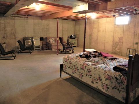 566 Abbott St, Colon, MI 49040 photo 16