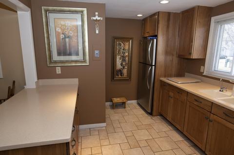 927 Thorntree Blvd, Jackson, MI 49203 photo 12