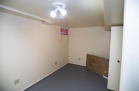 927 Thorntree Blvd, Jackson, MI 49203 photo 21