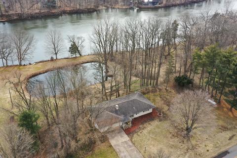 3016 E Riverside Rd, Buchanan, MI 49107 photo 5