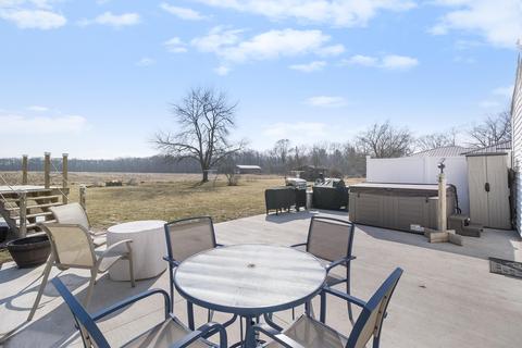 2146 E B Ave, Plainwell, MI 49080 photo 23