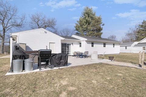 2146 E B Ave, Plainwell, MI 49080 photo 32