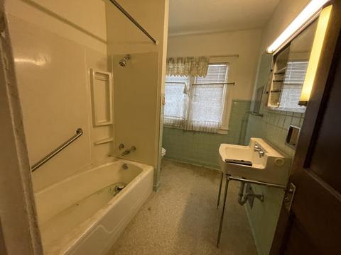 313 Homecrest Rd, Jackson, MI 49201 photo 15