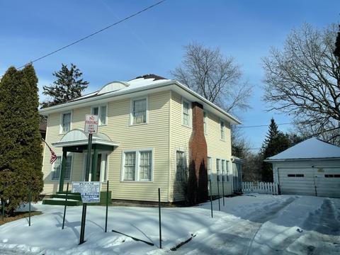 313 Homecrest Rd, Jackson, MI 49201 photo 1