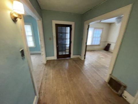 313 Homecrest Rd, Jackson, MI 49201 photo 9