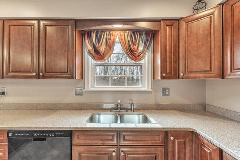 6270 Burning Tree St, Jackson, MI 49201 photo 45