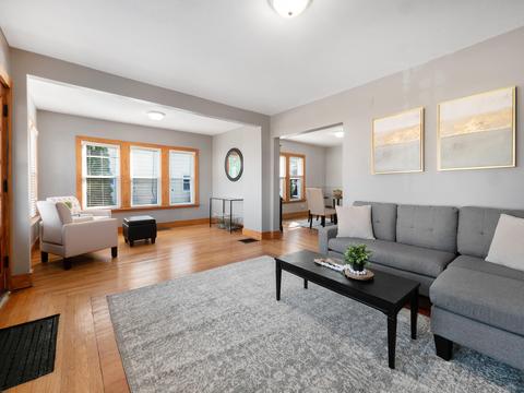 722 Loomis St, Jackson, MI 49202 photo 3