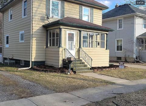 709 Edgewood St, Jackson, MI 49202 photo 1