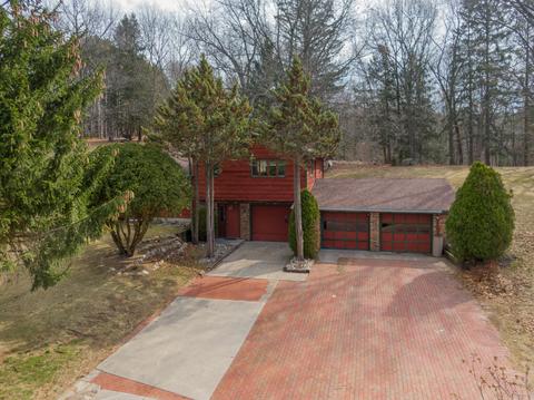 411 6th St, Plainwell, MI 49080 photo 31