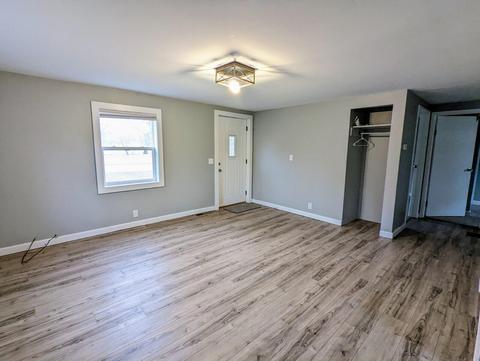 196 Ewing St, Newaygo, MI 49337 photo 6