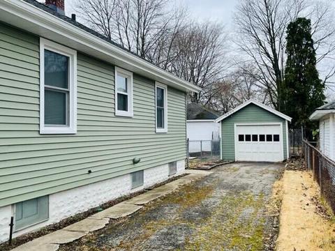 1006 Sixth St, Jackson, MI 49202 photo 3