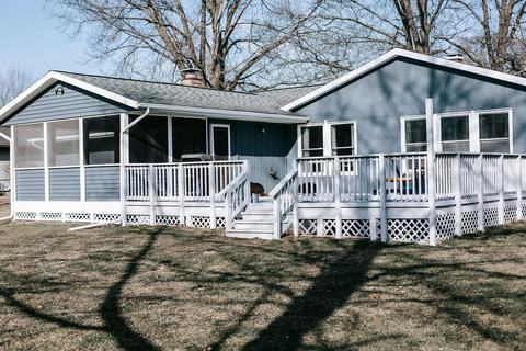 5906 Salabelle St, Jackson, MI 49201 photo 3