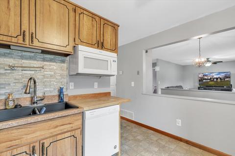 3905 Franklin Rd, Jackson, MI 49203 photo 14
