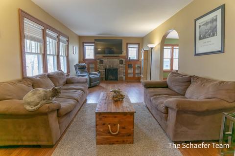 412 E Washington St, Belding, MI 48809 photo 7