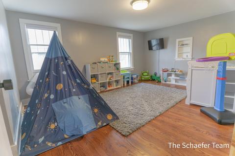 412 E Washington St, Belding, MI 48809 photo 12