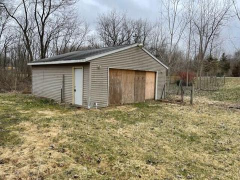 145 N M-40, Gobles, MI 49055 photo 2