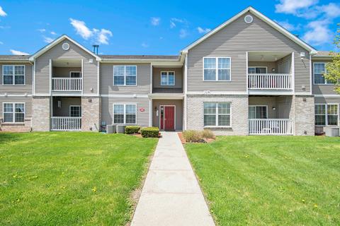 332 Ashley Ct, Brooklyn, MI 49230 photo 1
