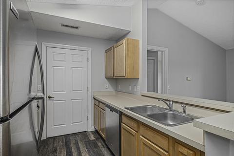 332 Ashley Ct, Brooklyn, MI 49230 photo 9