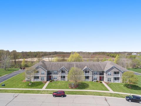 332 Ashley Ct, Brooklyn, MI 49230 photo 26