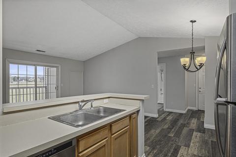 332 Ashley Ct, Brooklyn, MI 49230 photo 5