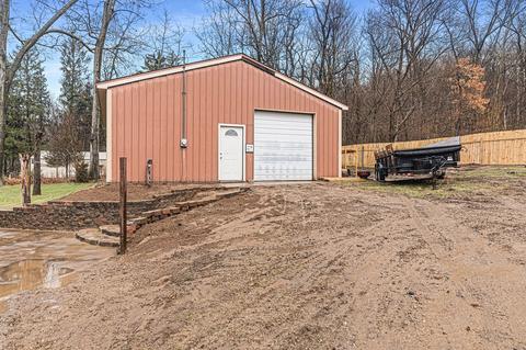 10174 N Riverview Dr, Plainwell, MI 49080 photo 22