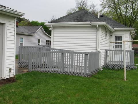 405 E Golf Ave, Jackson, MI 49203 photo 2