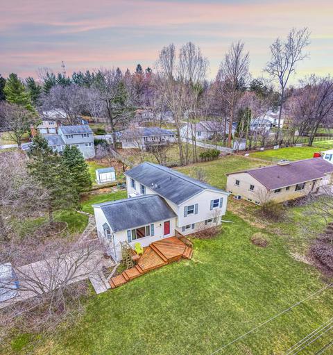 3905 Harwich Ln, Jackson, MI 49201 photo 3