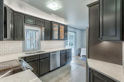 1802 Warren Ave, Jackson, MI 49203 photo 12