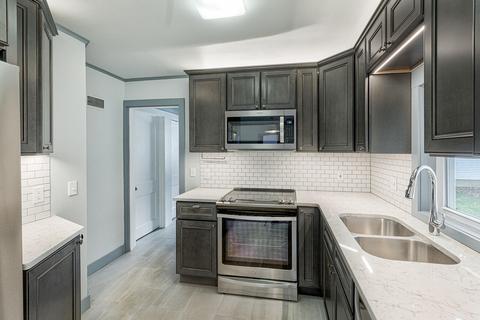 1802 Warren Ave, Jackson, MI 49203 photo 11