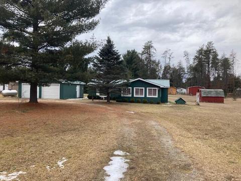 10141 Suzanne Dr, Harrison, MI 48625 photo 1