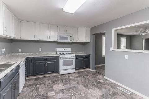 208 E Trail St, Jackson, MI 49201 photo 12