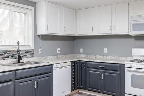 208 E Trail St, Jackson, MI 49201 photo 8